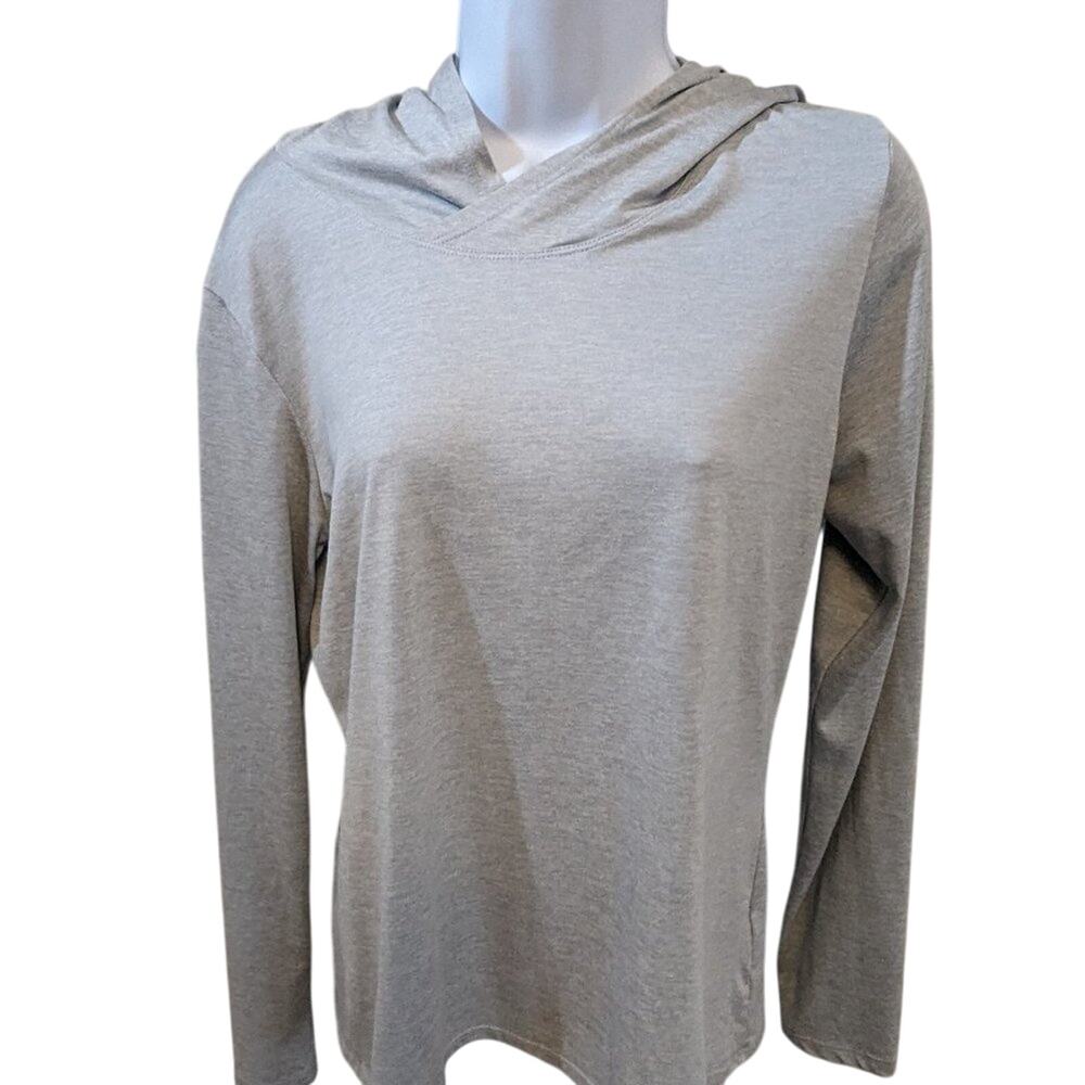 #231 Nike Drifit lightweight grey pullover hoodie M